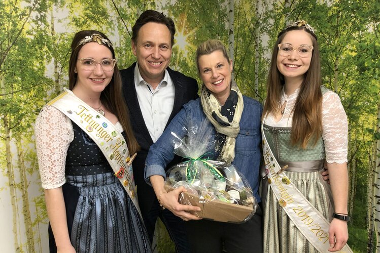 Gruppenbild Hopfenhoheit